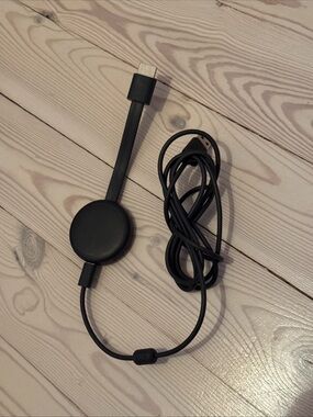 Google chromecast Streaming HDMI Dongle - Black
